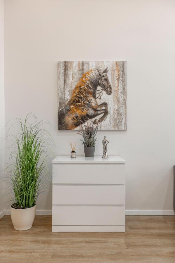 Appartement Exclusive Csengery In The Heart Of