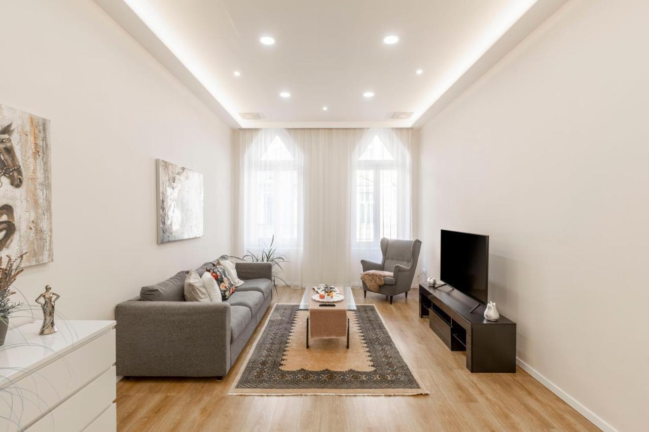 Exclusive Csengery In The Heart Of Appartement *